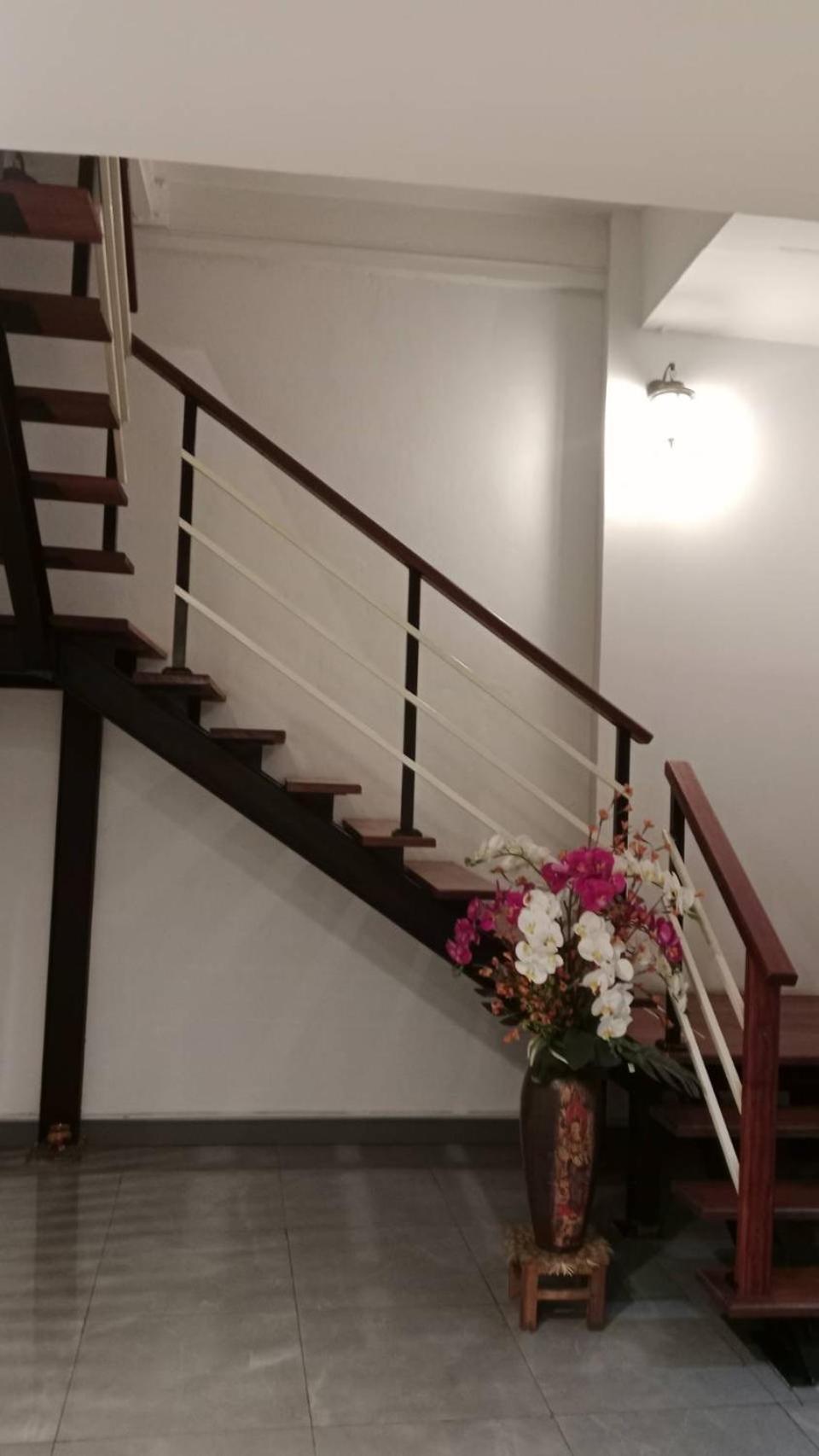 Montana Court Pattaya Apartment Bagian luar foto