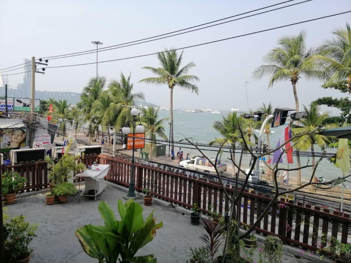 Montana Court Pattaya Apartment Bagian luar foto