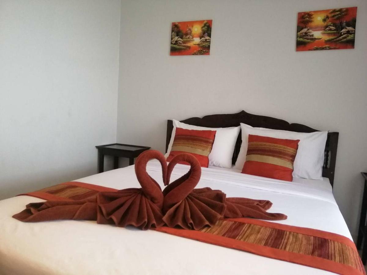 Montana Court Pattaya Apartment Bagian luar foto